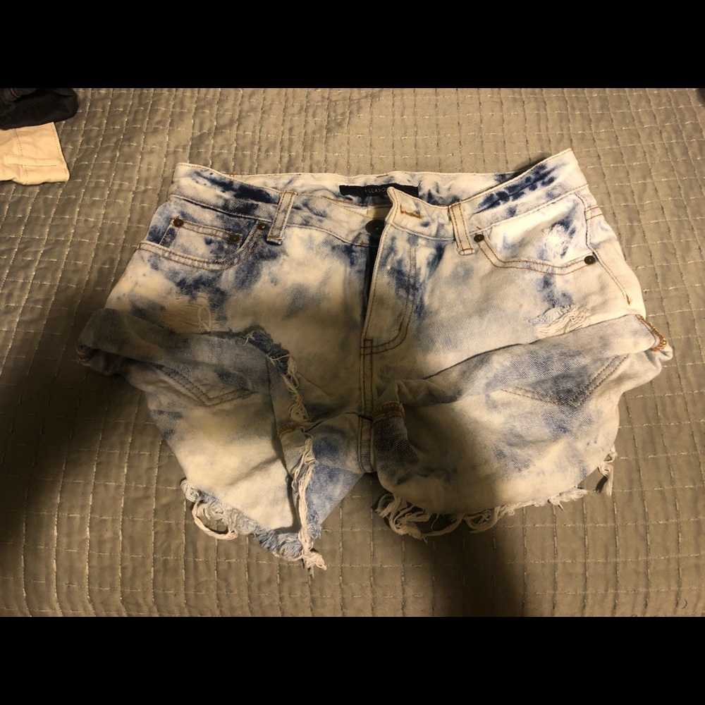 Billabong Jean shorts size 26